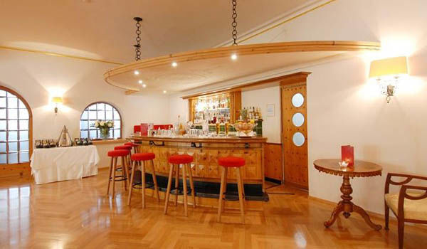 锡尔斯玛丽亚 Edelweiss Swiss Quality酒店 餐厅 照片
